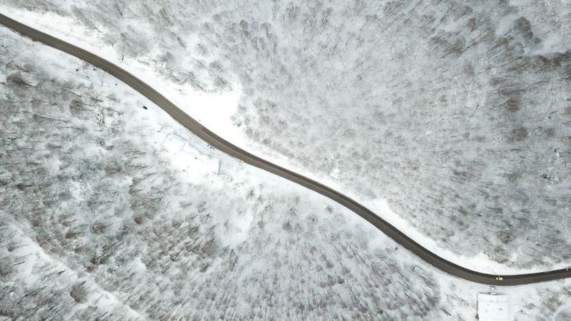 Kartepe'ye giden tatilciler, karın keyfini çıkardı