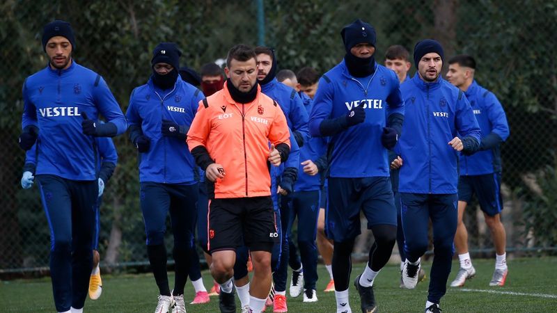 Trabzonspor'un Başakşehir kafilesi: 10 eksik var