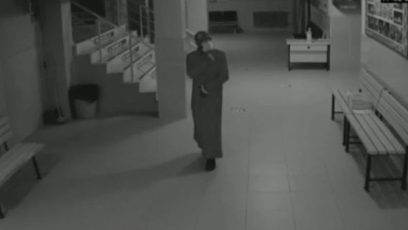 Van'da kadın kılığında okulu soyanlar yakalandı