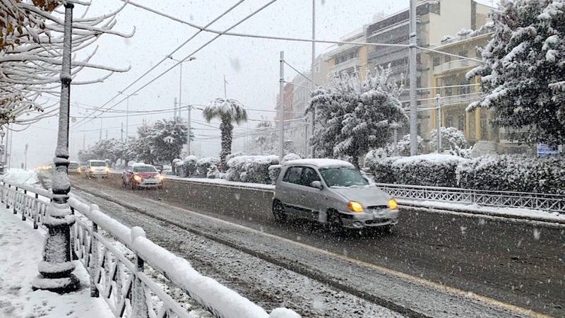 Yunan hükümeti, elektrik kesintileri nedeniyle tepkilerin odağı oldu