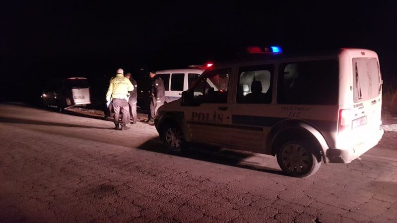 Kayseri'de polisi gören kişi elindeki uyuşturucu hapı yuttu