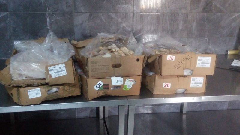 İstanbul'da 70 kilo bozuk tavuk ele geçirildi