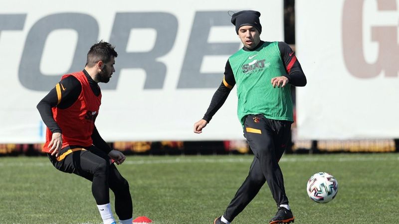 Sofiane Feghouli antrenmanlara başladı