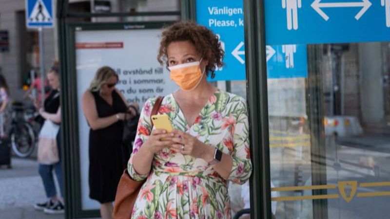 İsveç'te halktan maske takmaları istendi