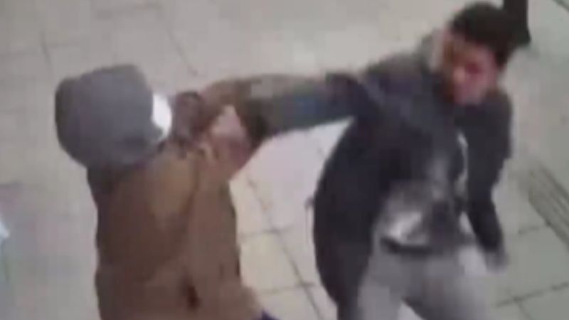 Zonguldak'ta sokak ortasında kavga