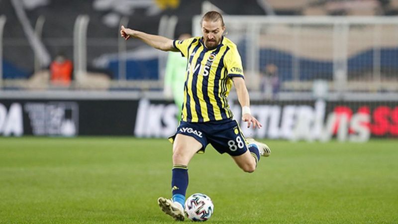 Caner Erkin: Bu sezon şampiyon olmaya mecburuz