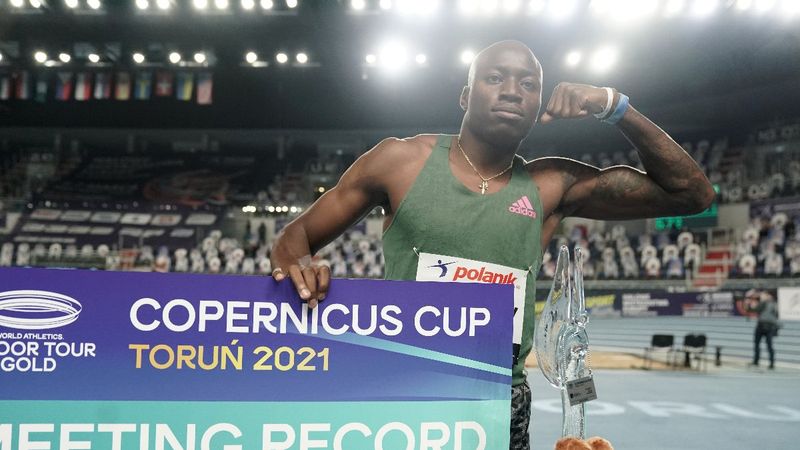 Grant Holloway 27 yıldır kırılamayan rekoru kırdı