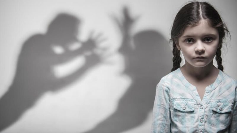 Çocuklar şiddeti ailede öğreniyor