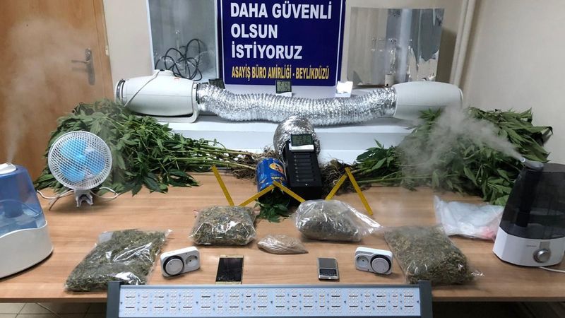 Beylikdüzü'ndeki şahıs, evini uyuşturucu serasına çevirdi