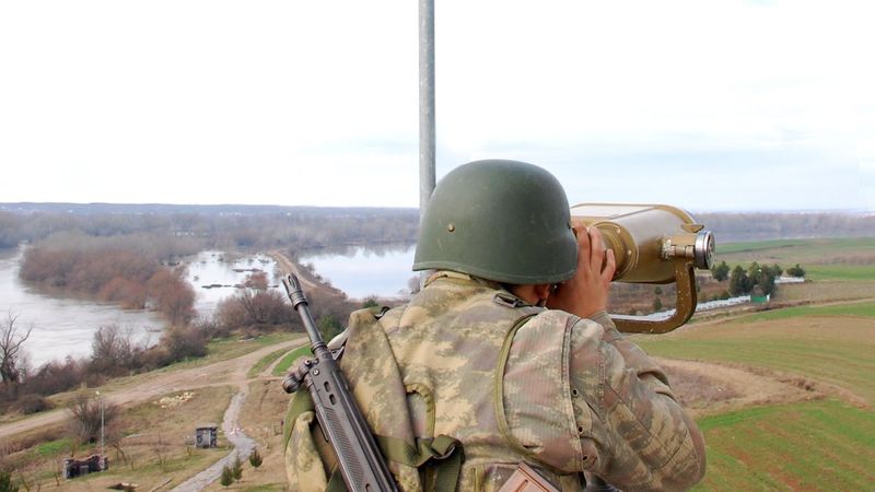 Yunanistan'a kaçmaya çalışan 5 şahıs yakalandı