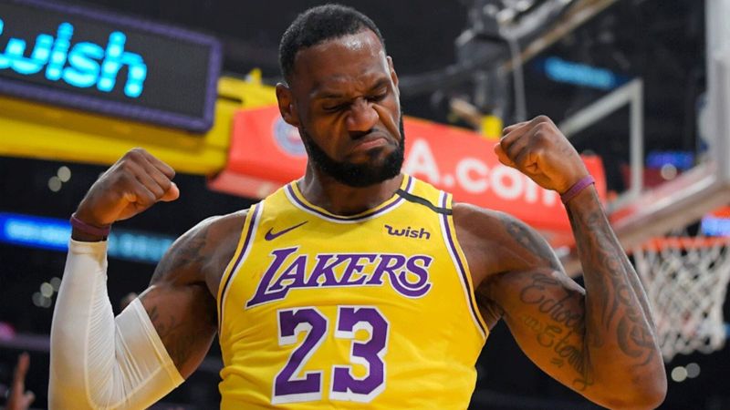 Lebron James'ten Zlatan'a cevap: Bulaşmak için yanlış adamım