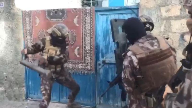 Şanlıurfa'da 23 torbacı tutuklandı