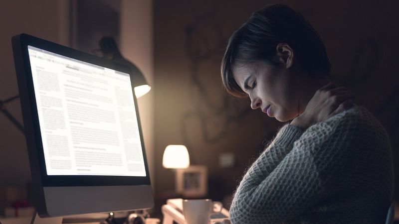 Evden çalışma ortopedik sorunlara zemin hazırlıyor