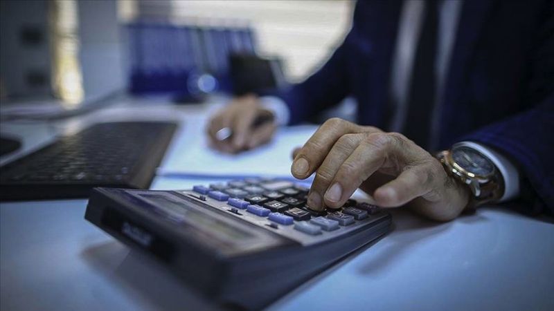 Kamuda 60 yaş üzeri ve kronik rahatsızlığı olan kişiler idari izinli sayılacak