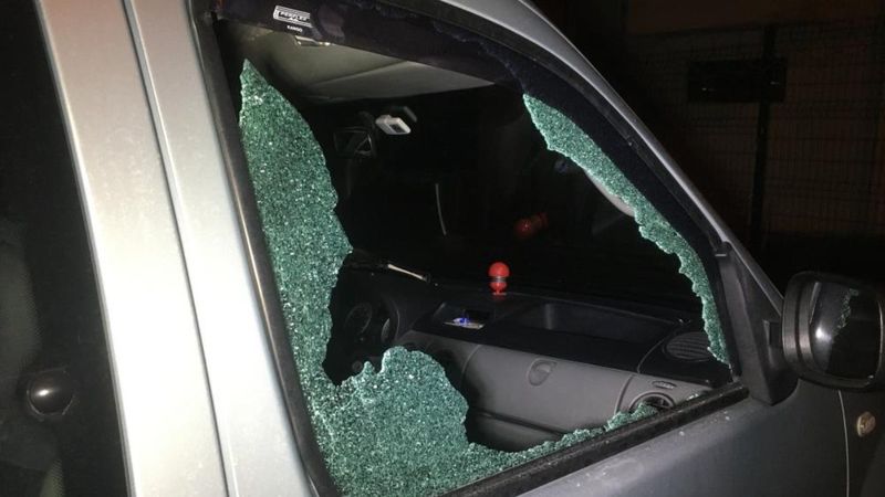 Esenyurt'ta silahlı saldırı sonucu 2 kişi yaralandı