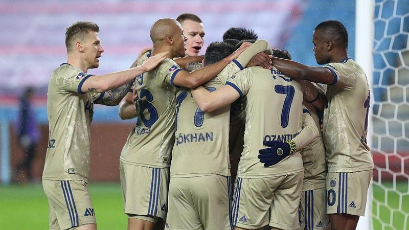 Fenerbahçe-Antalyaspor maçının ilk 11'leri