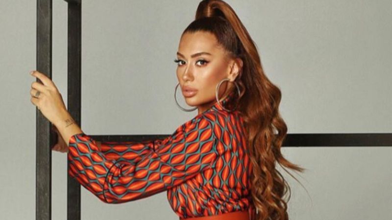 Nil Karataş kimdir? Nil Karataş kaç yaşında, evli mi? Nil Karataş biyografisi..