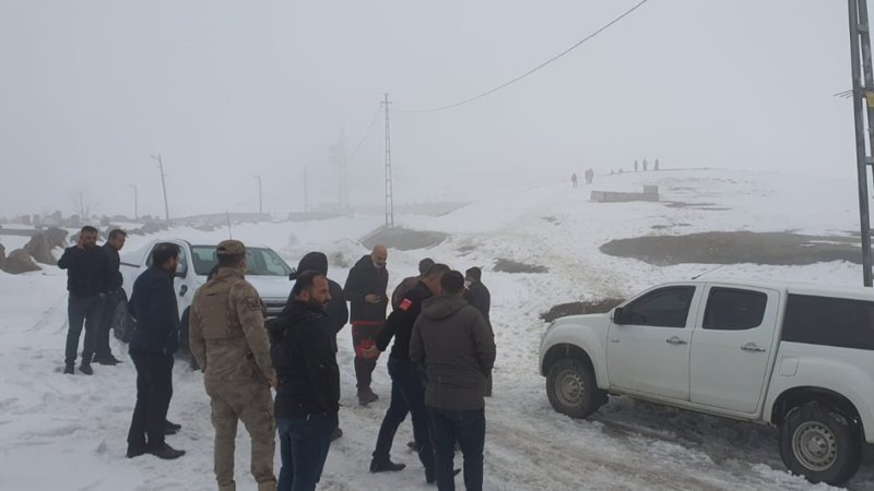 Bitlis'te askeri helikopter düştü