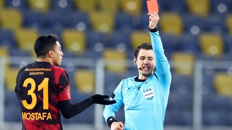 Mostafa Mohamed 1 maç ceza aldı