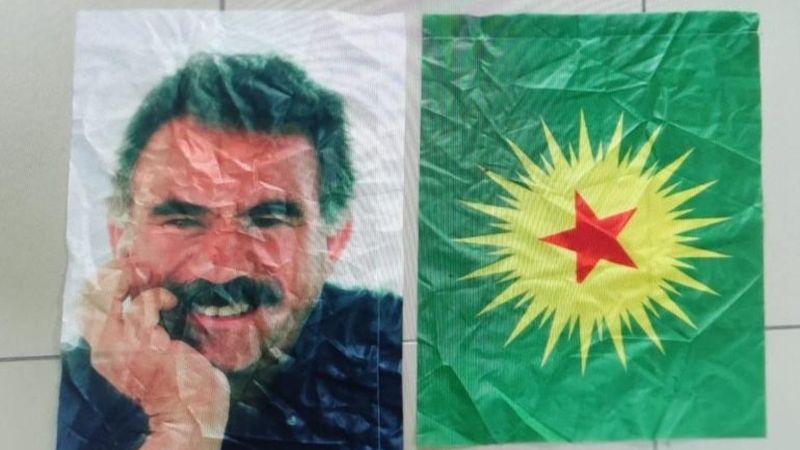 İpekyolu Belediyesi'nin binasında terörist elebaşı Öcalan'ın fotoğrafları ele geçirildi