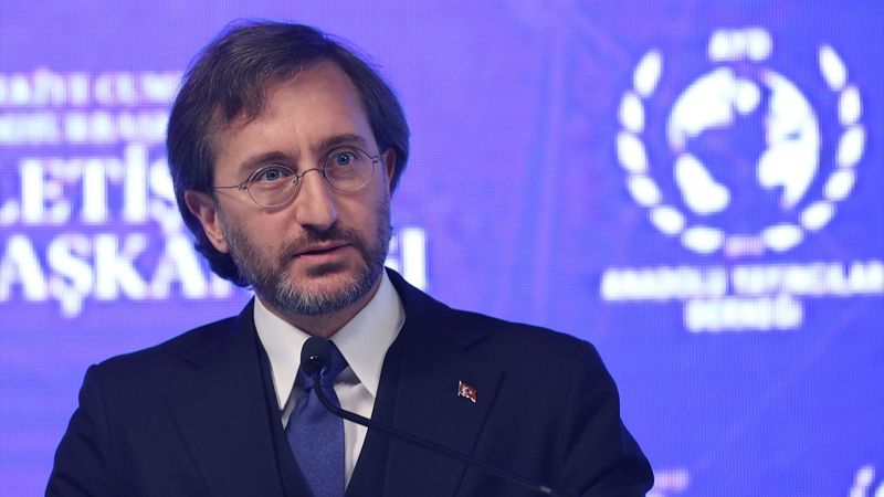 Fahrettin Altun'dan internet gazeteciliği alanında düzenleme sinyali
