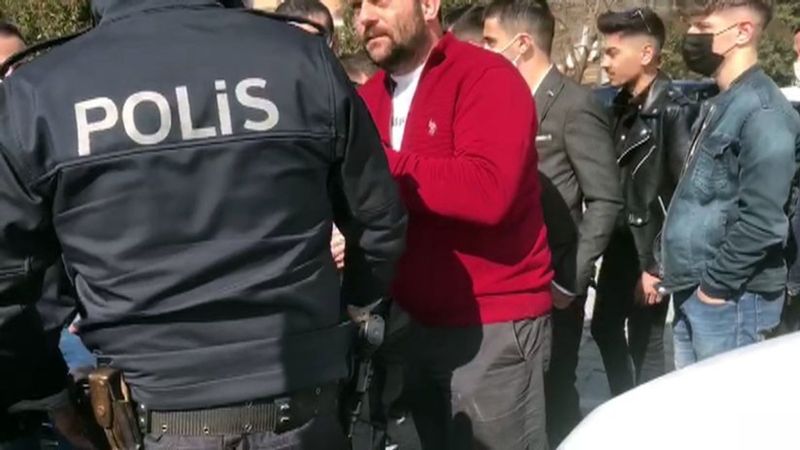 Büyükçekmece'de düğün konvoyuna polis müdahale etti