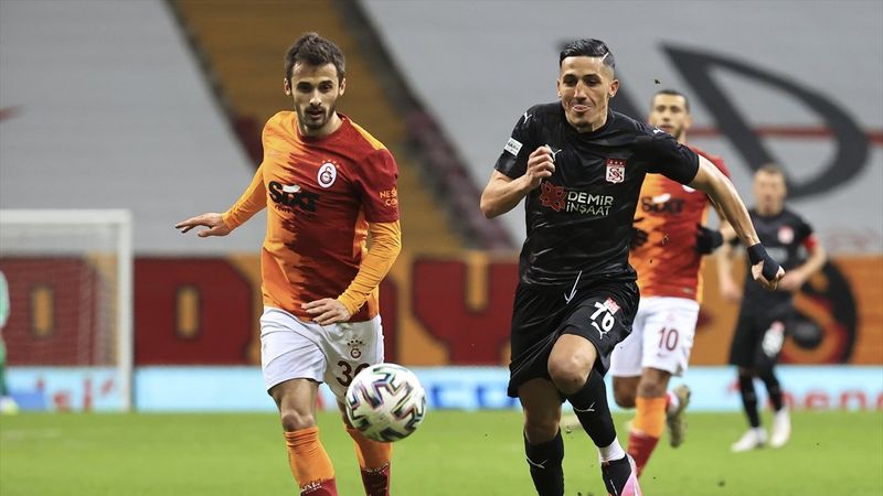 Galatasaray evinde Sivasspor'la berabere kaldı