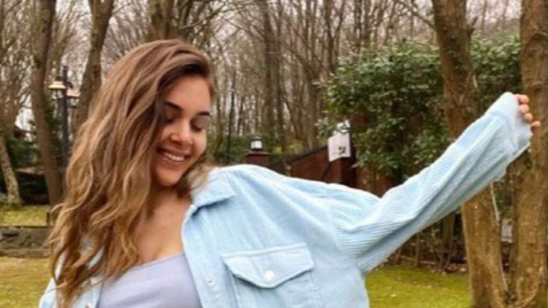 Berfu Yenenler'den 36. hafta pozu