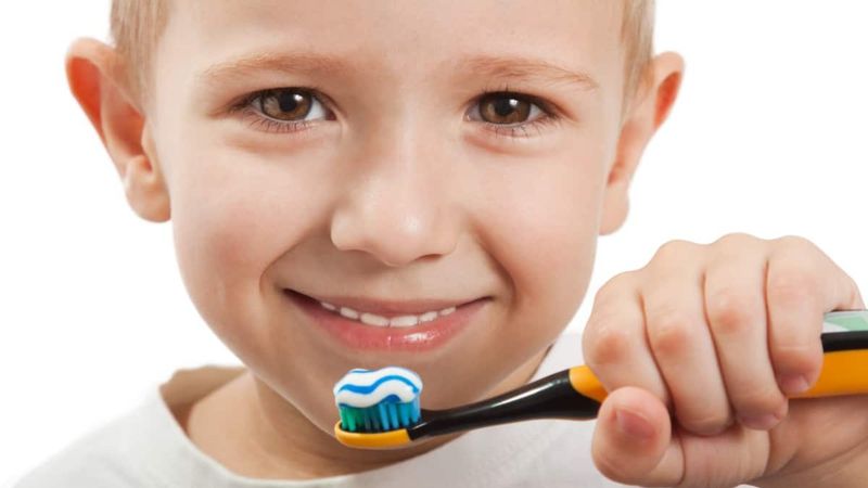 Diş macunlarındaki florür çocuk zekasını etkilemiyor