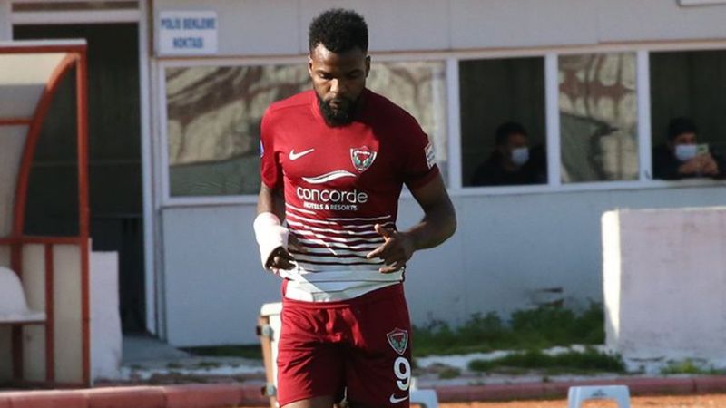 Aaron Boupendza'dan Ömer Erdoğan'a tepki