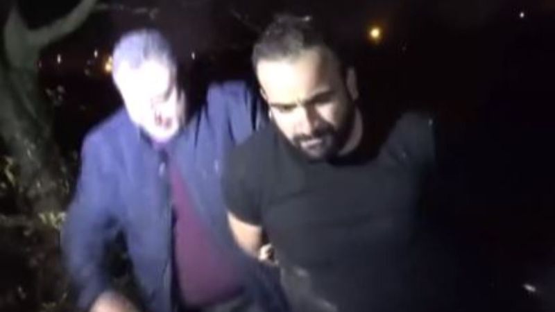 Bursa'da polisten kaçan hırsızlık şüphelisi tarlada yakalandı