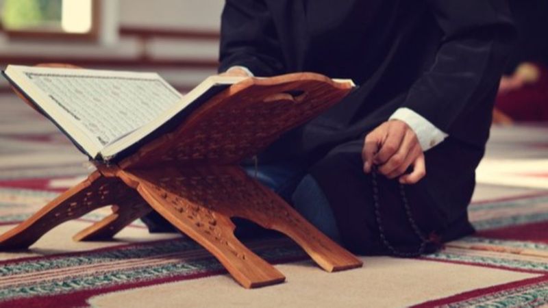 Yarın kandil mi? 10 Mart Çarşamba hangi kandil? Diyanet kandil takvimi 2021..