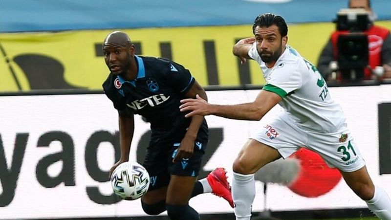 Benik Afobe gelen şansı değerlendiremedi