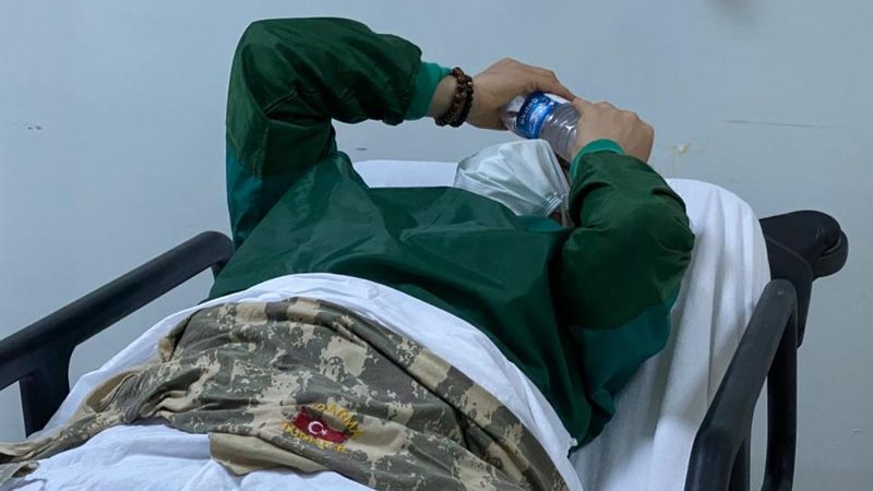 Samsun'da 17 yaşındaki kız, sağlık çalışanını darbetti