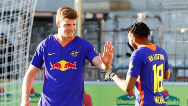 Leipzig'de Alexander Sörloth açıldı