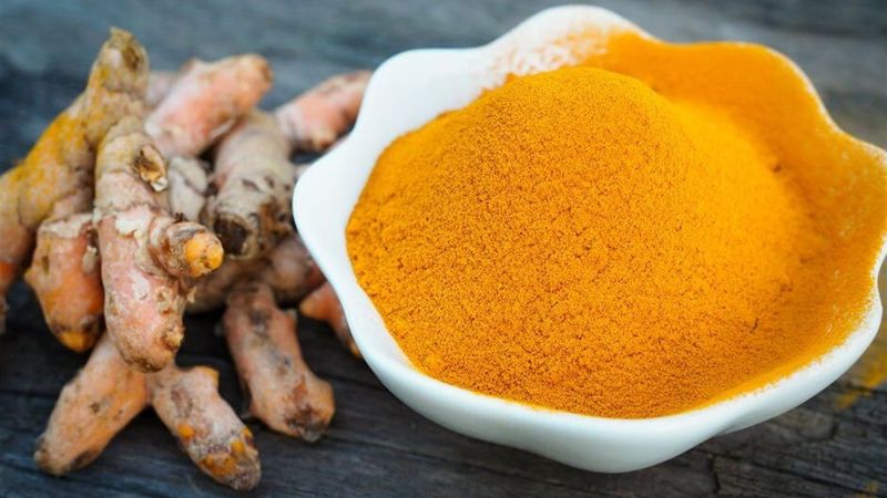 Zerdeçalın cilt sağlığına faydaları