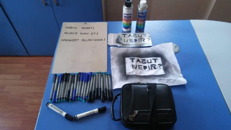 Afyonkarahisar'da polise bıçak ve balta ile direndi