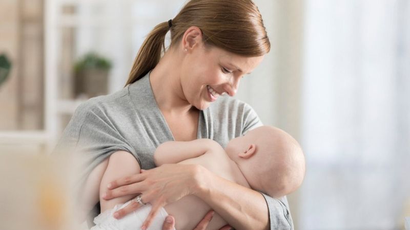 Sevgiyle beslenen bebekler sağlıklı büyüyor