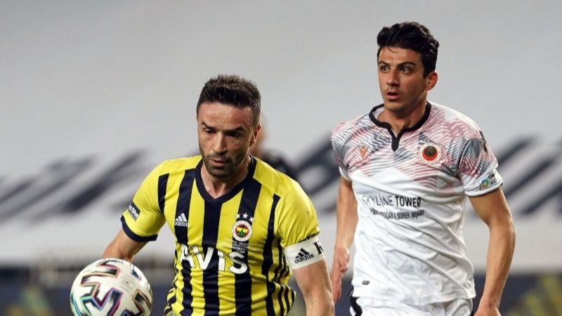 Fenerbahçe'de Gökhan Gönül sakatlandı