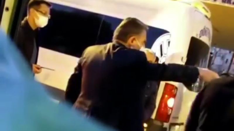 Dörtyol Kaymakamı'ndan tepki çeken görüntüler