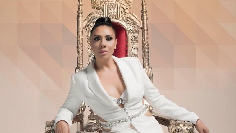 Işın Karaca kimdir? Işın Karaca kaç yaşında, nereli ve evli mi? ışın Karaca biyografisi..