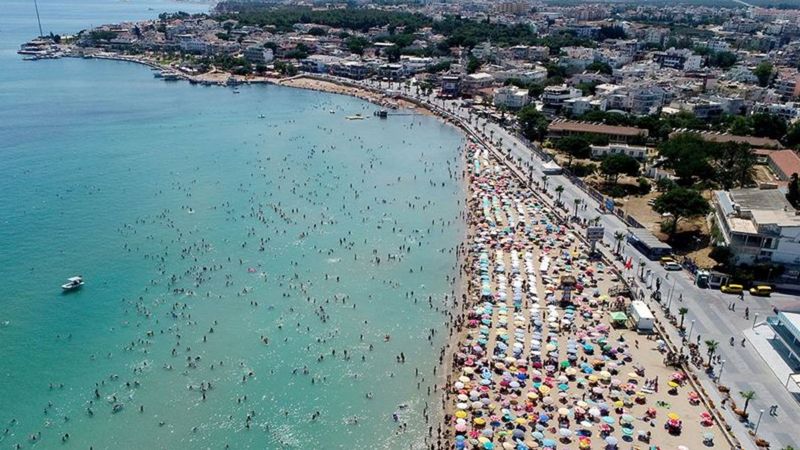 Telegraph: Türkiye, İngiliz tatilcileri kabul eden ilk ülke olmayı planlıyor