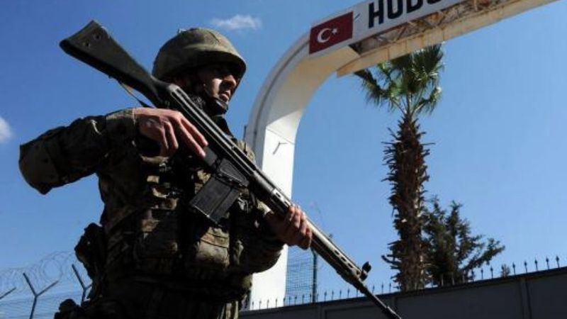 Türkiye'ye yasa dışı yollardan girmeye çalışan 2 şüpheli yakalandı