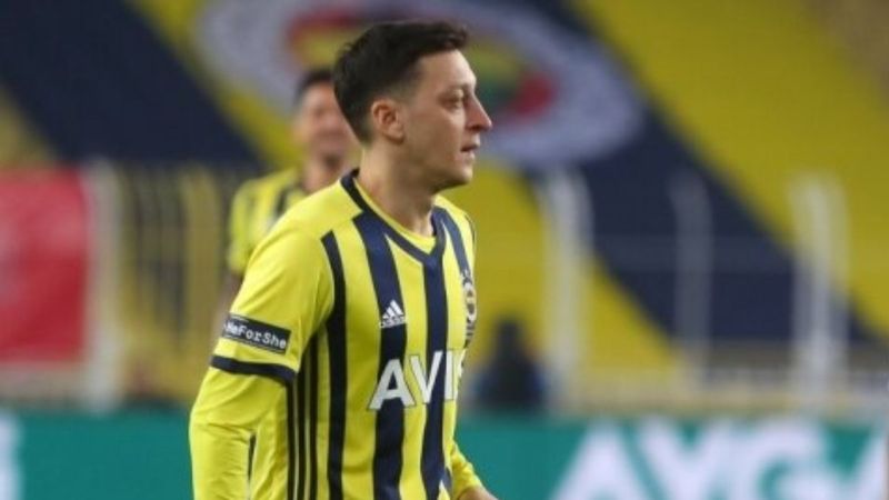 Mesut Özil'den erken dönüş için ekstra antrenman