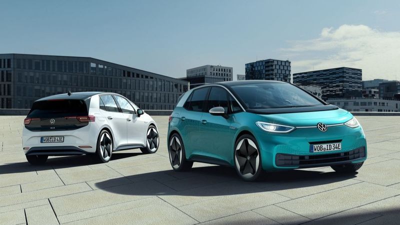 Volkswagen, 6 yeni batarya fabrikası için kendine yer bakıyor