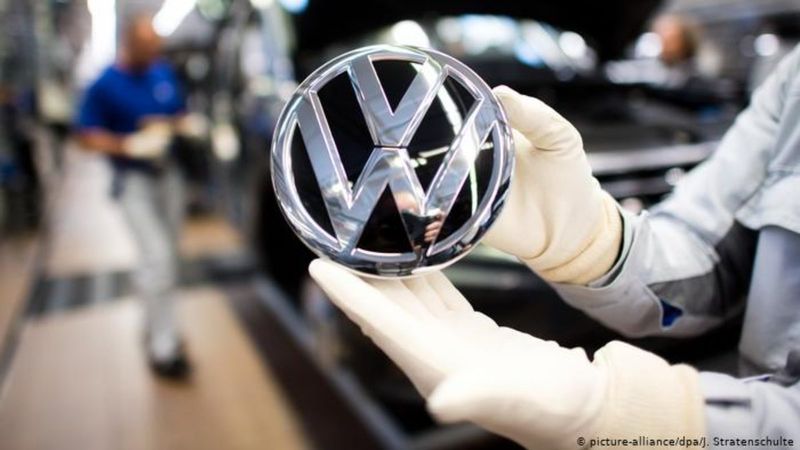 Volkswagen, çip sorunları nedeniyle hedeflerinden 100 bin araç geride kaldı