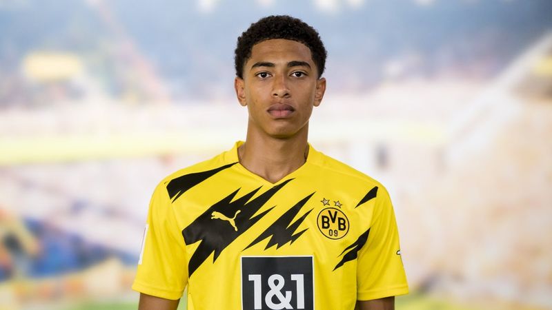 Dortmund'un genç yıldızı Bellingham'a ırkçı sözler