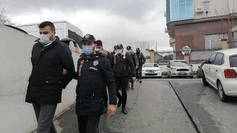 Banka sistemine girerek vurgun yapan çetenin 5 üyesi yakalandı