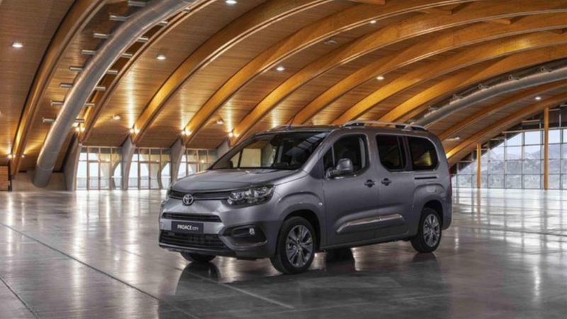Toyota'nın ticari araç modeli Proace City, Türkiye'de satışta: İşte fiyatı