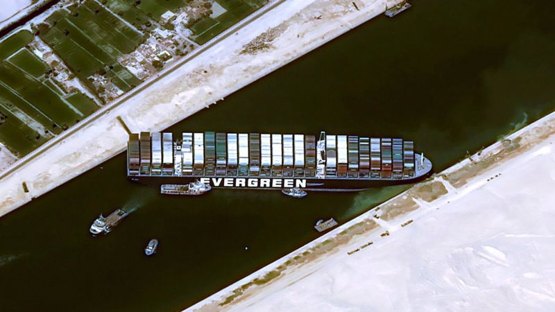 Süveyş Kanalı'ndaki tıkanıklığın maliyeti günlük 10 milyar dolar